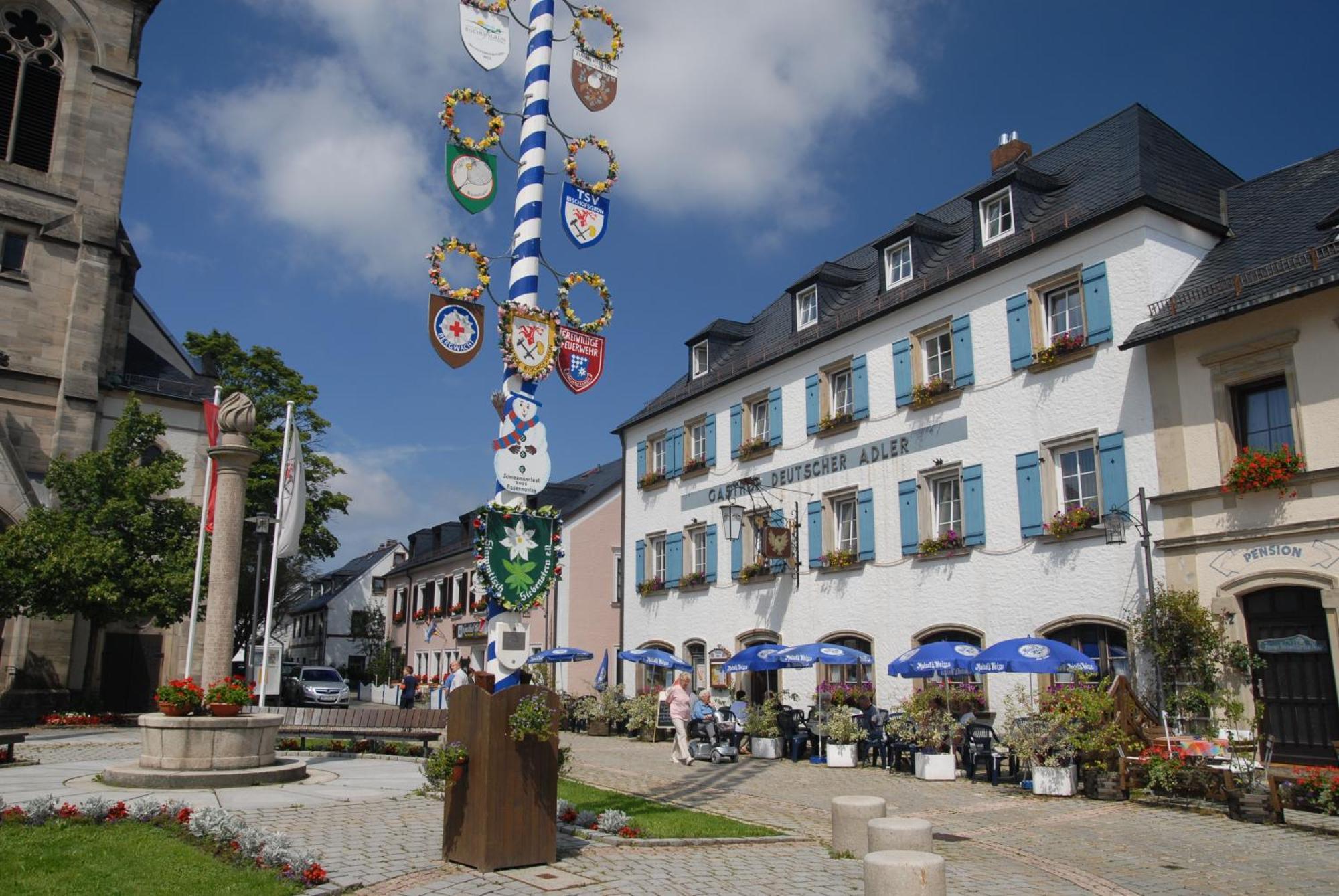 Gasthof Deutscher Adler Und Hotel Puchtler Bischofsgruen Exterior photo